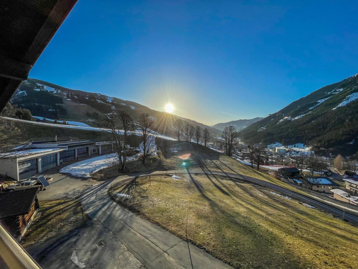 Saalbach Apartments Landhaus Bernkogel - Ski In Ski Out Екстериор снимка