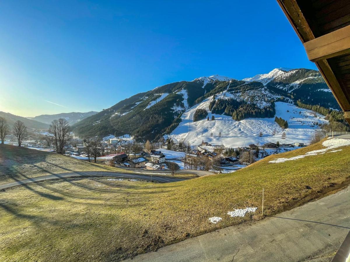 Saalbach Apartments Landhaus Bernkogel - Ski In Ski Out Екстериор снимка