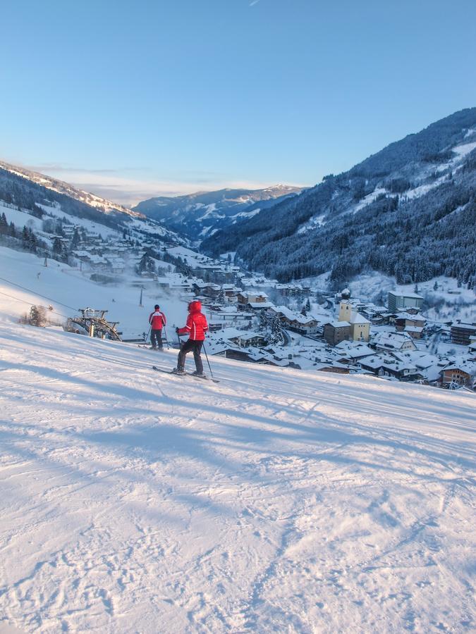 Saalbach Apartments Landhaus Bernkogel - Ski In Ski Out Екстериор снимка